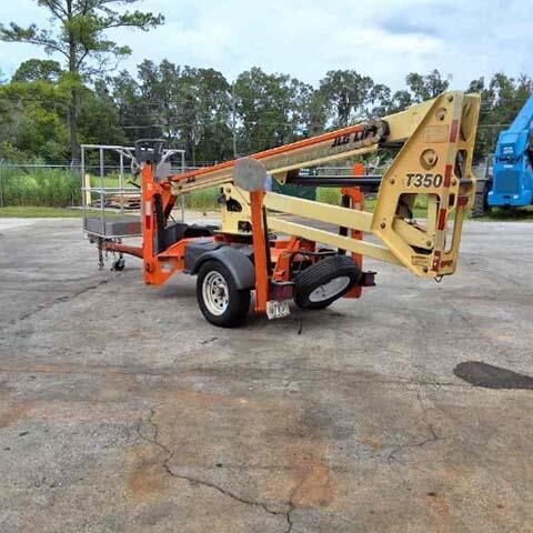2018 JLG T350-4