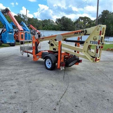2018 JLG T350-5