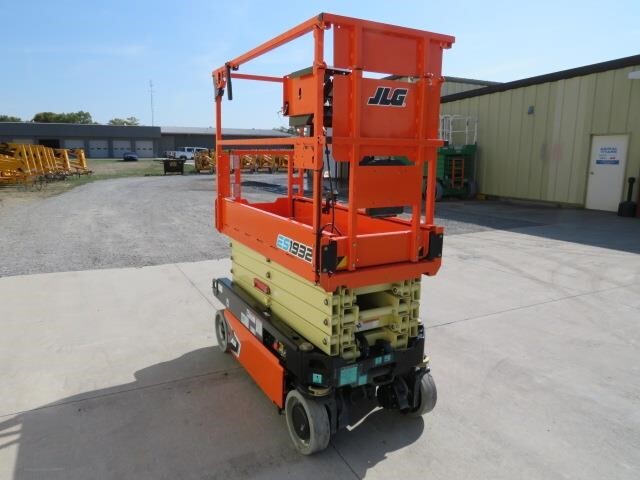 2025 JLG ES1932-6