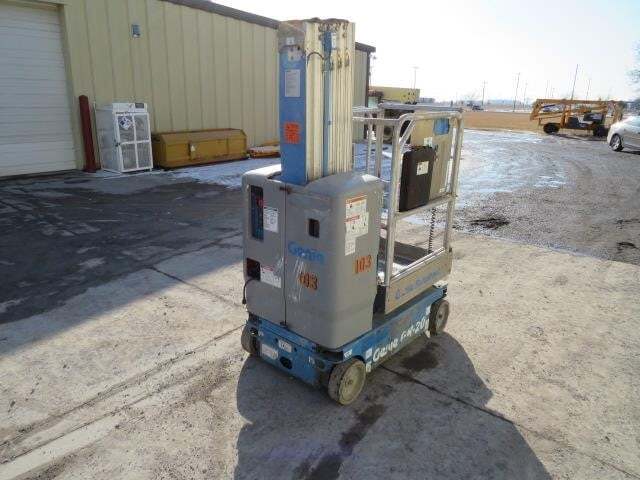2015 Genie GR-20 Picture 3 2015 Genie GR-20-3