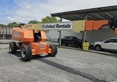 2017 JLG 600SJ-1