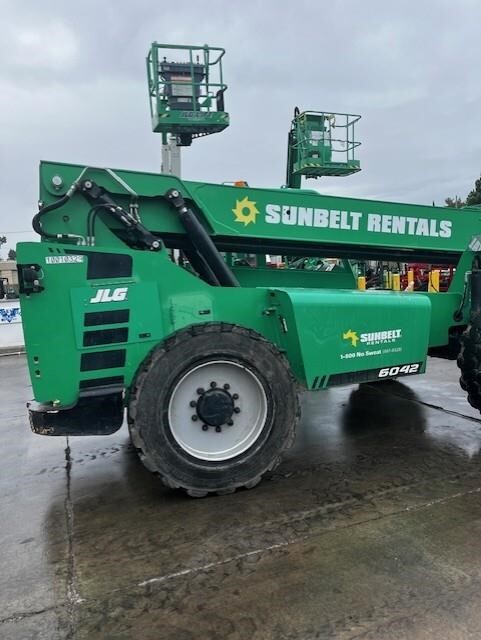 2018 SkyTrak 6042 Picture 5 2018 SkyTrak 6042-5