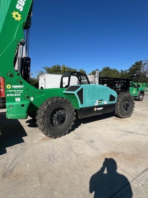 2016 Genie GTH 844 Picture 3 2016 Genie GTH 844-3