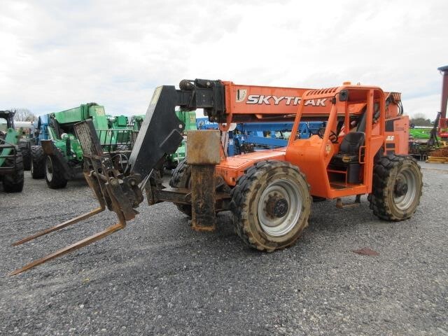 2016 SkyTrak 10054-1