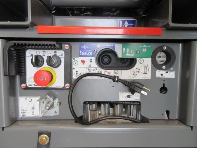 2025 Skyjack SJ3219 Micro-18