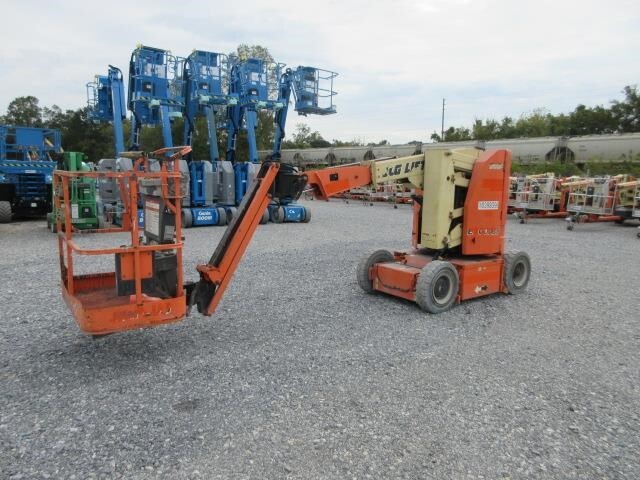 2015 JLG E300AJP-1
