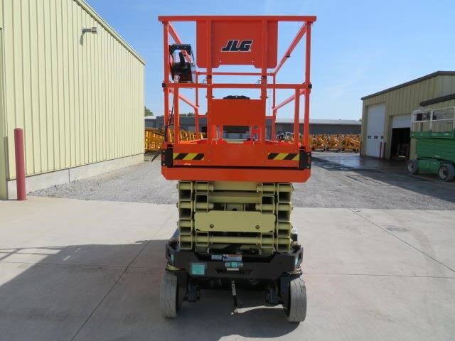 2025 JLG 3246-7