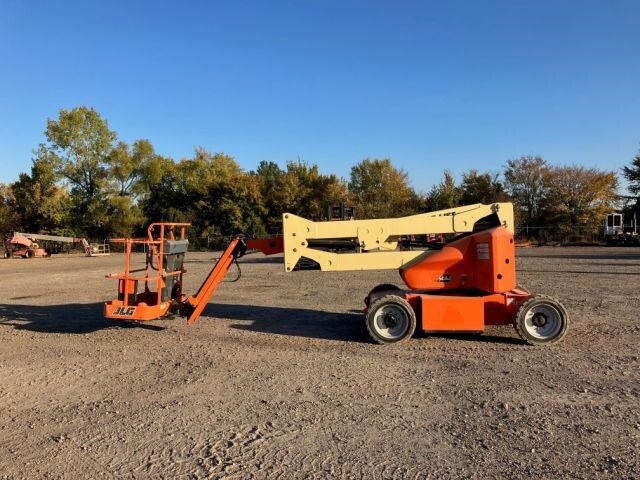 2018 JLG E450AJ