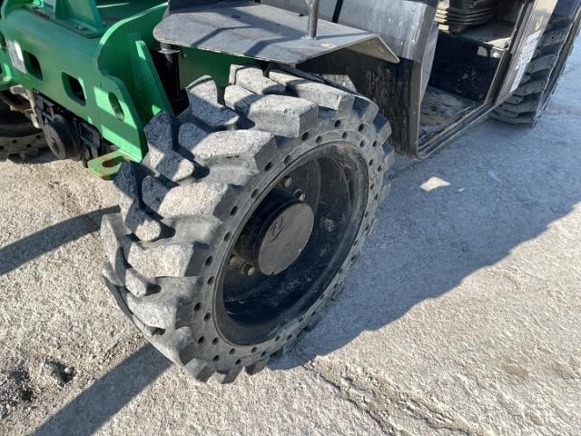 2016 Genie GTH-5519-11