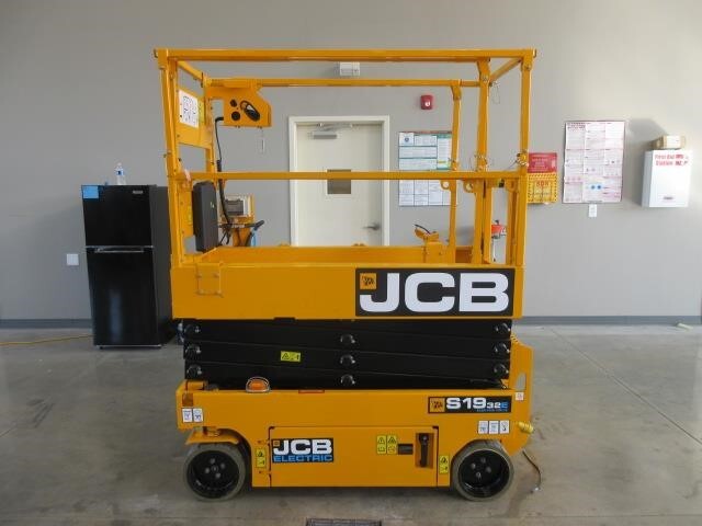 2025 JCB S1932E