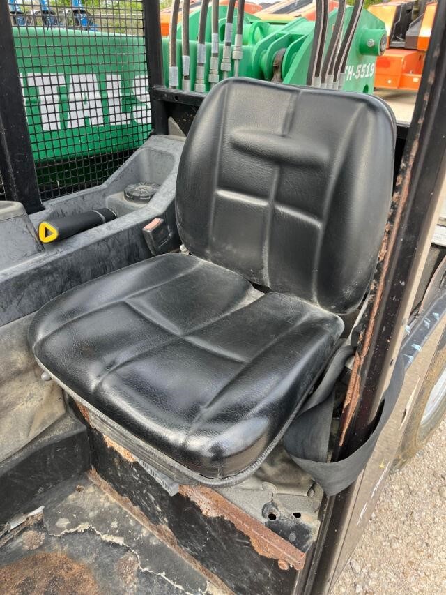 2017 Genie GTH-5519-13