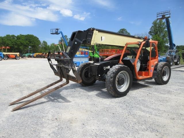 2018 JLG 943-1