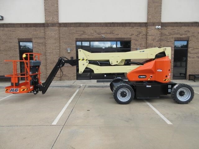 2025 JLG E450AJ