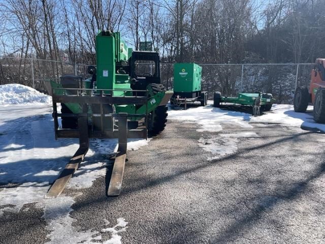 2016 Genie GTH-1056-3