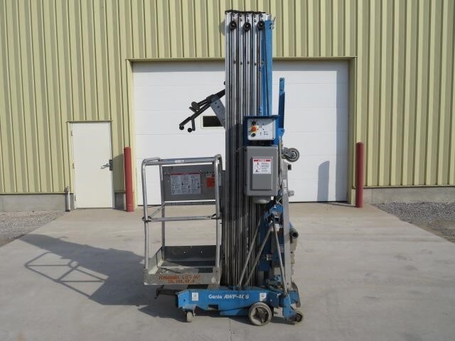 2009 Genie AWP-40S-1