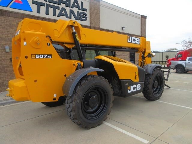 2025 JCB 507-42-6
