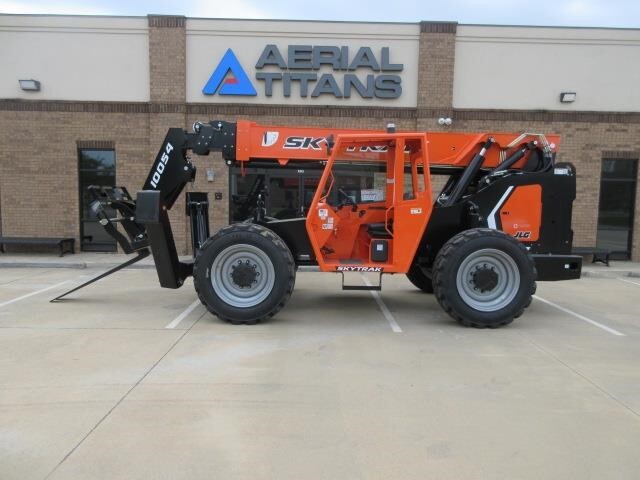 2025 SkyTrak 10054