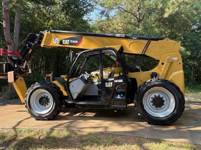 2018 CAT TL943D