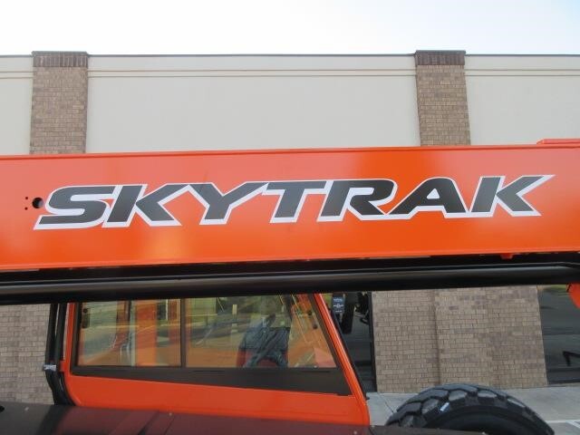 2025 SkyTrak 10054-44