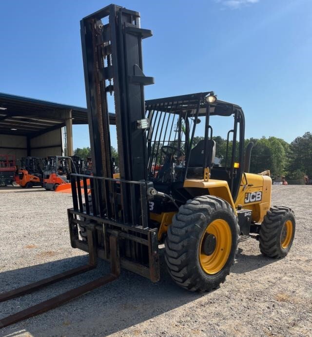 2019 JCB 940