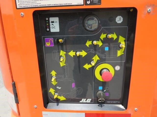 2018 JLG E300AJP-17