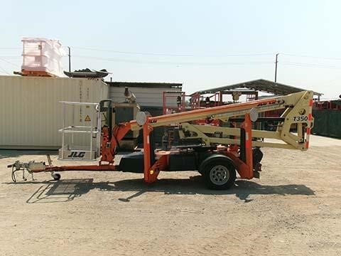 2018 JLG T350