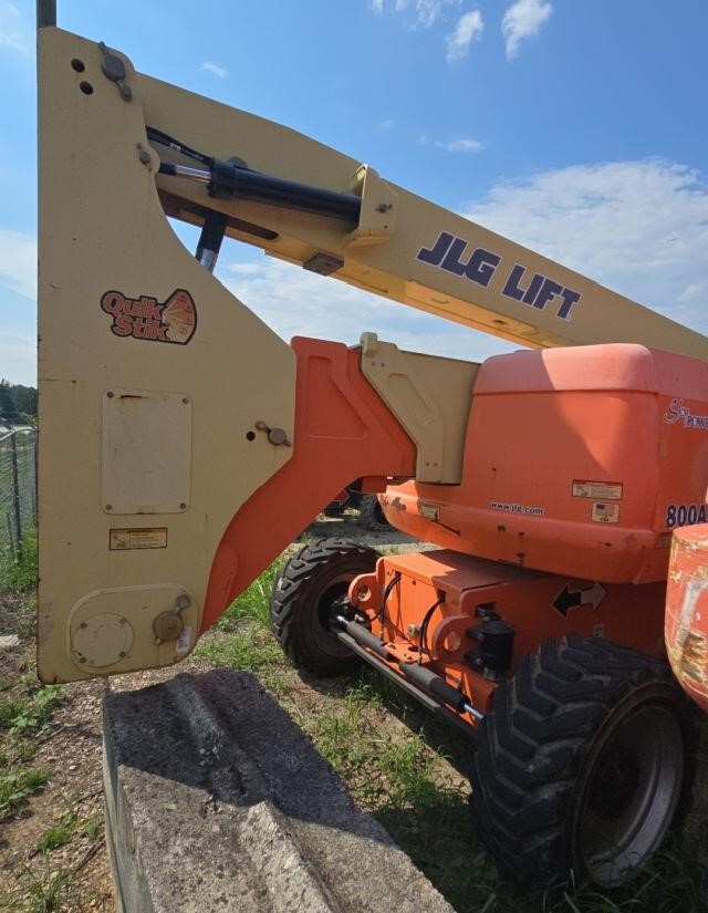 2016 JLG 800AJ-7