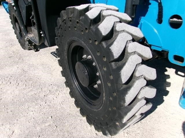 2022 Genie GTH-1056-11