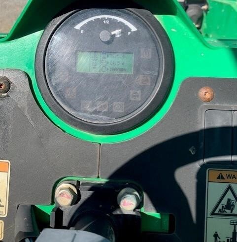 2017 SkyTrak 10042-7