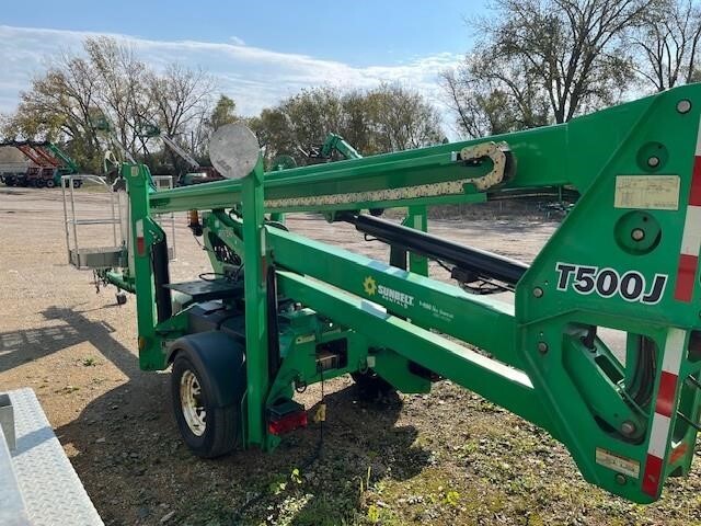 2017 JLG T500J-6