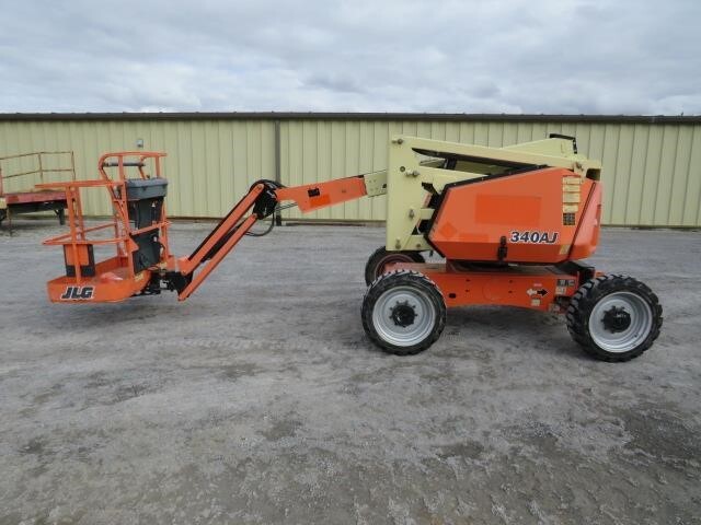 2018 JLG 340AJ-1