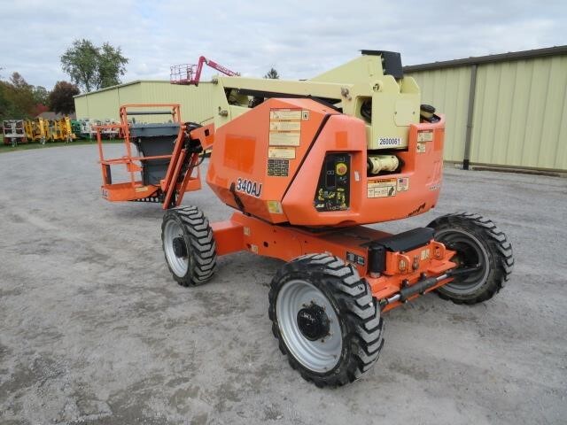 2018 JLG 340AJ-2
