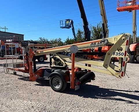 2018 JLG T350-7