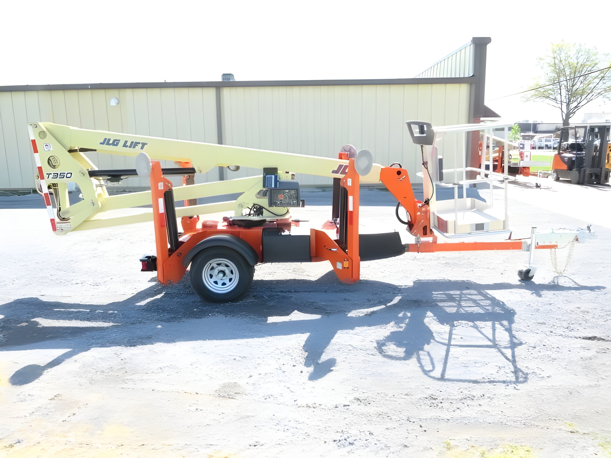 2024 JLG T350