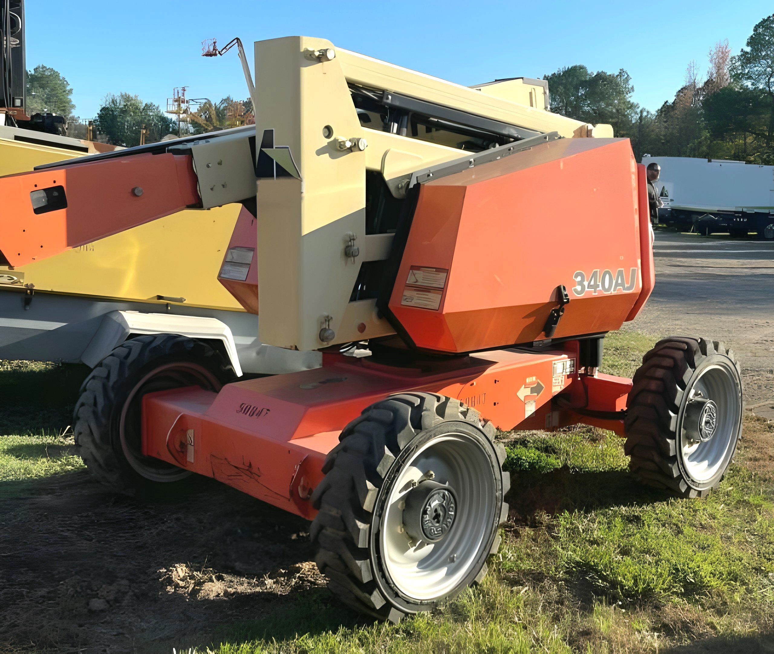 2018 JLG 340AJ