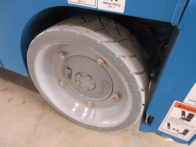 2025 Genie GS-3232-9