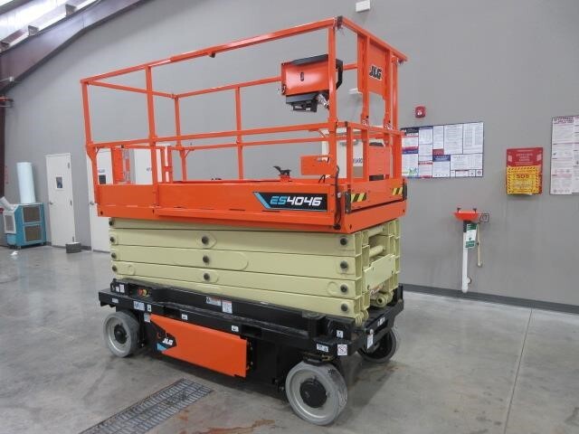 2025 JLG ES4046-6