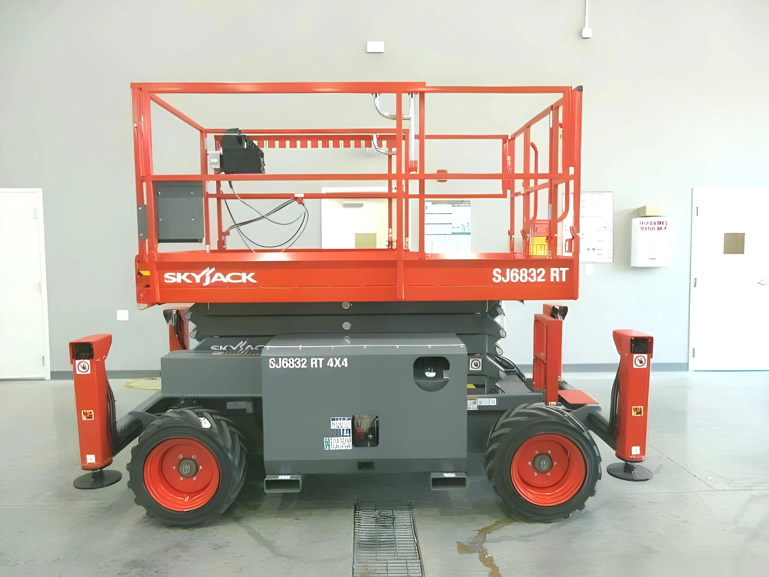 2025 Skyjack SJ-6832RT