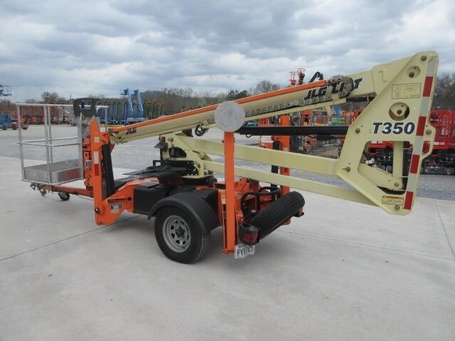2018 JLG T350-4