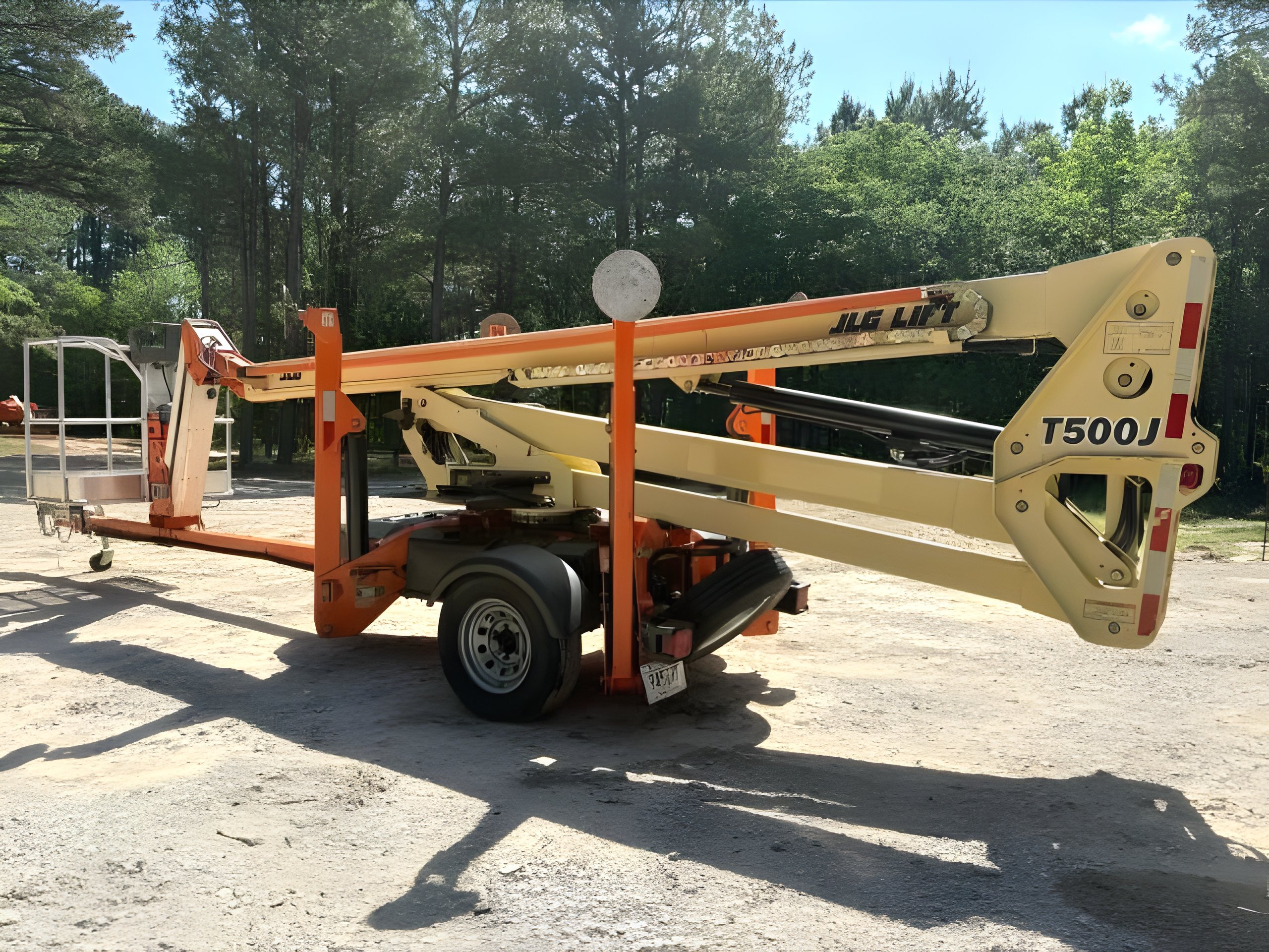 2018 JLG T500J