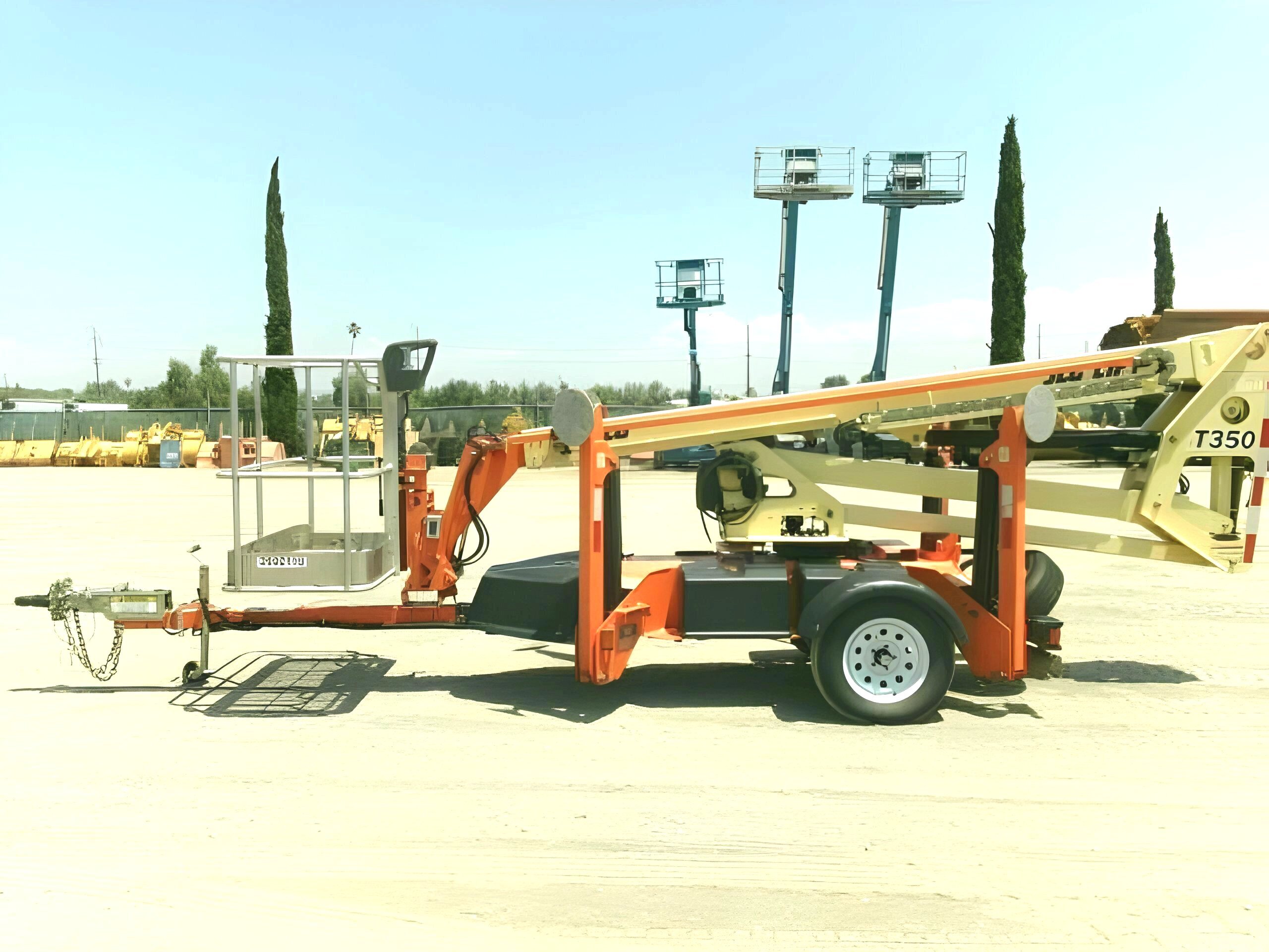 2018 JLG T350