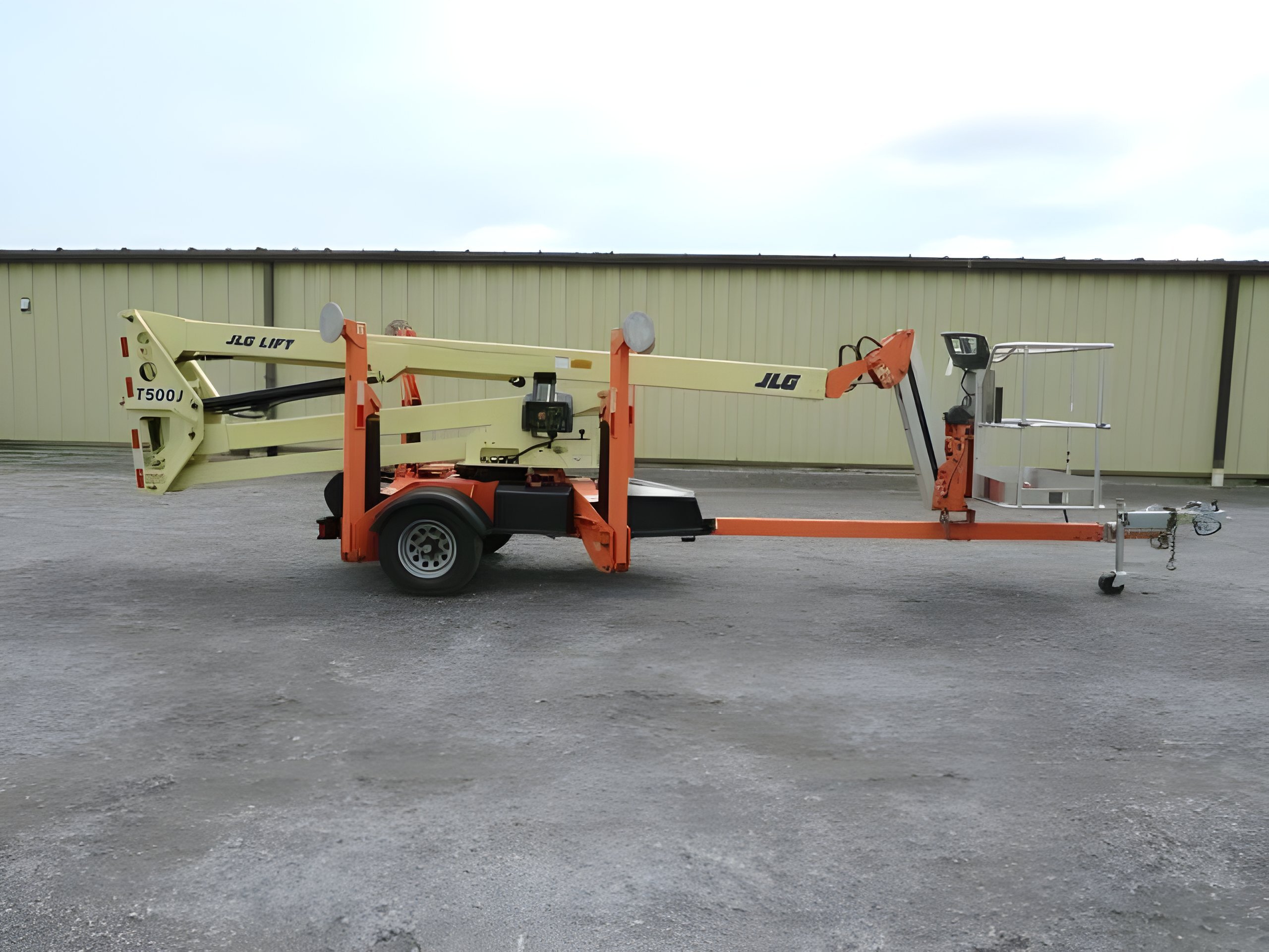 2018 JLG T500