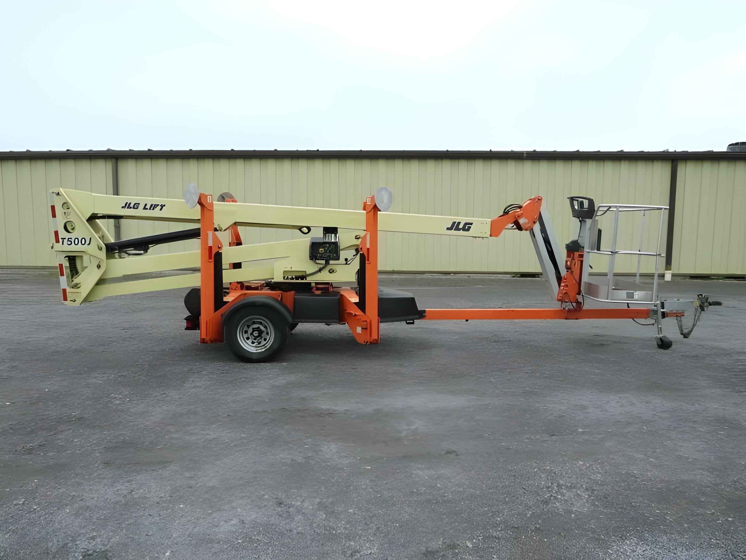 2018 JLG T500