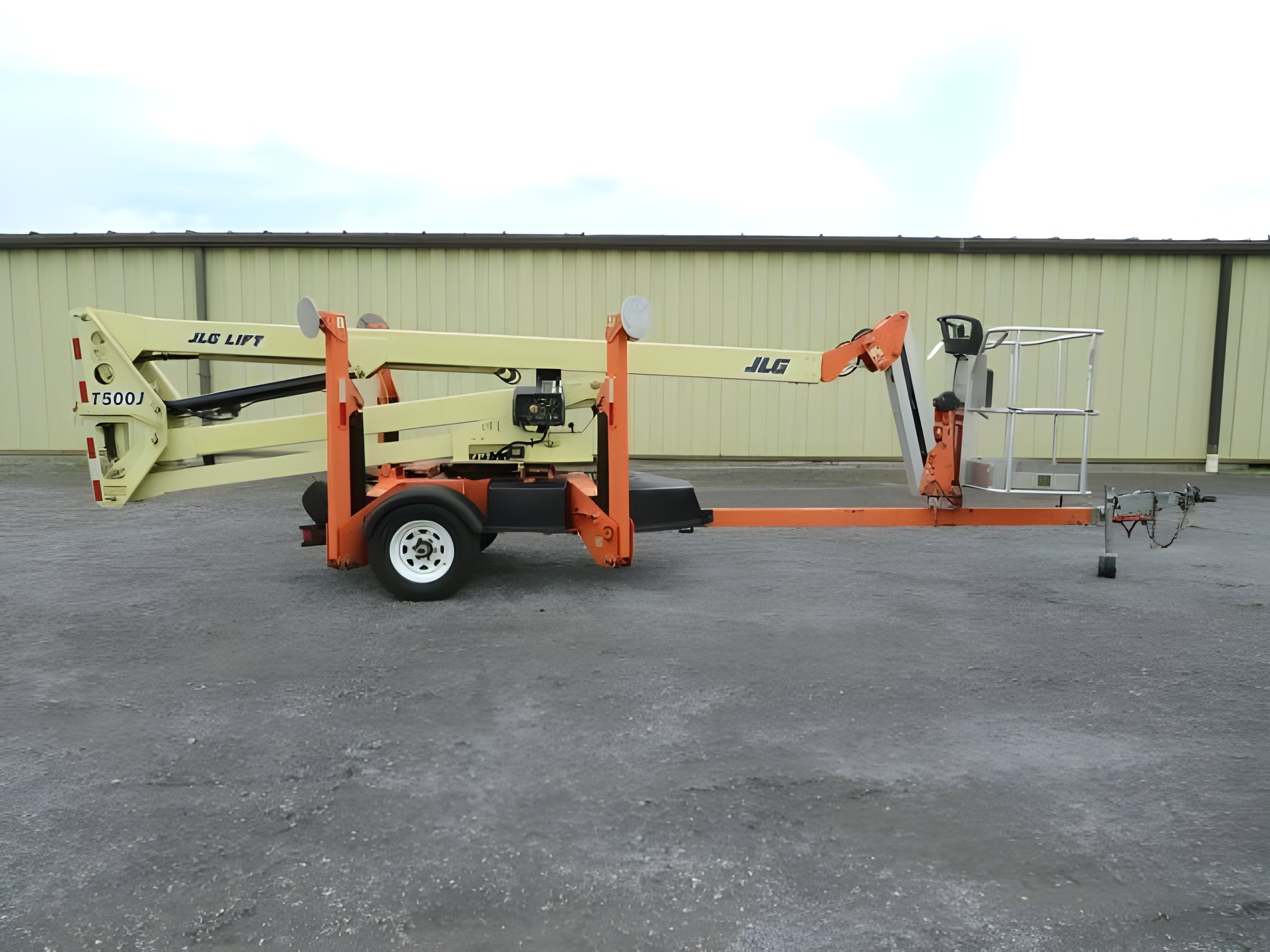 2018 JLG T500