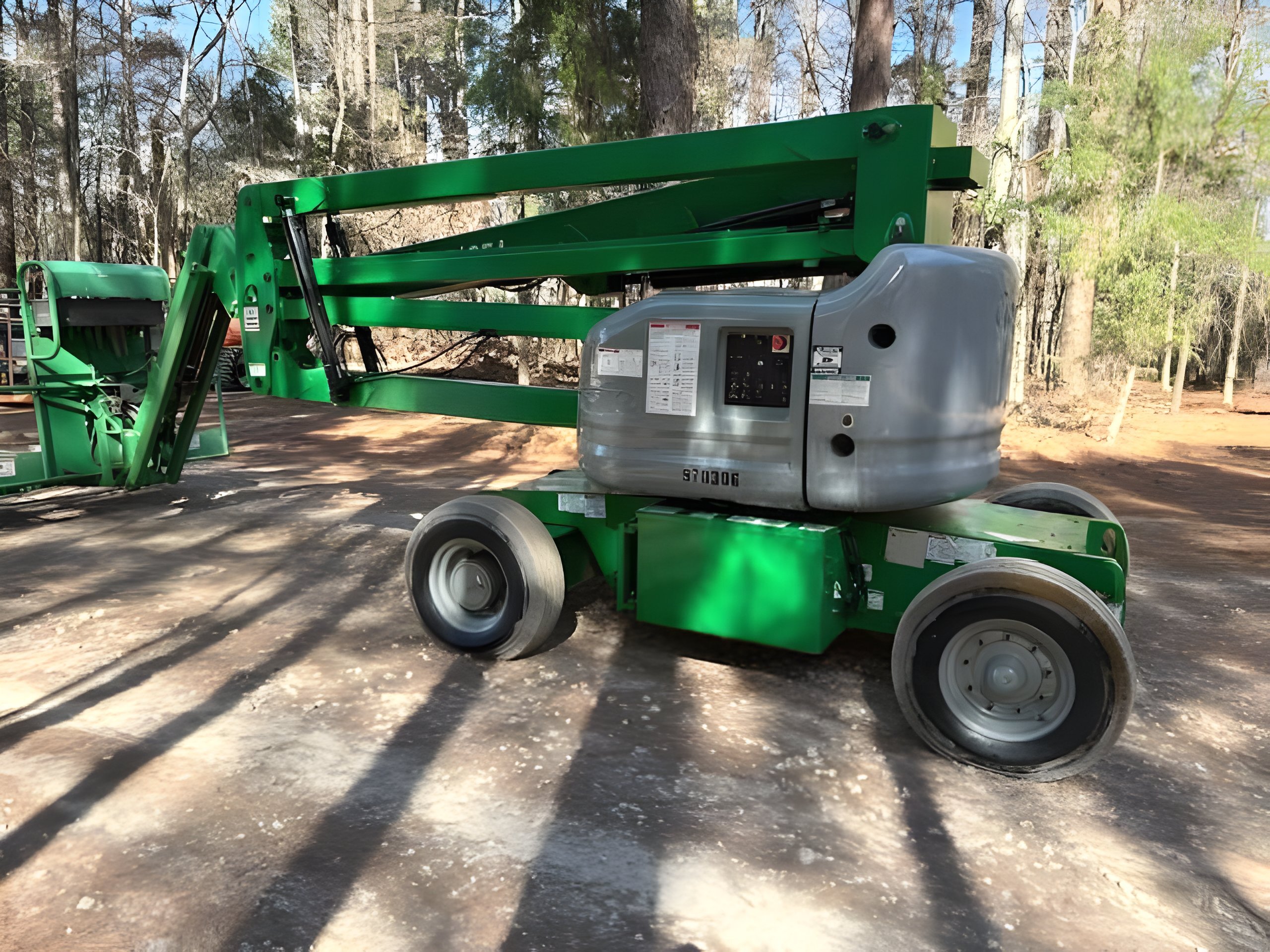 2016 Genie Z-45/25J DC