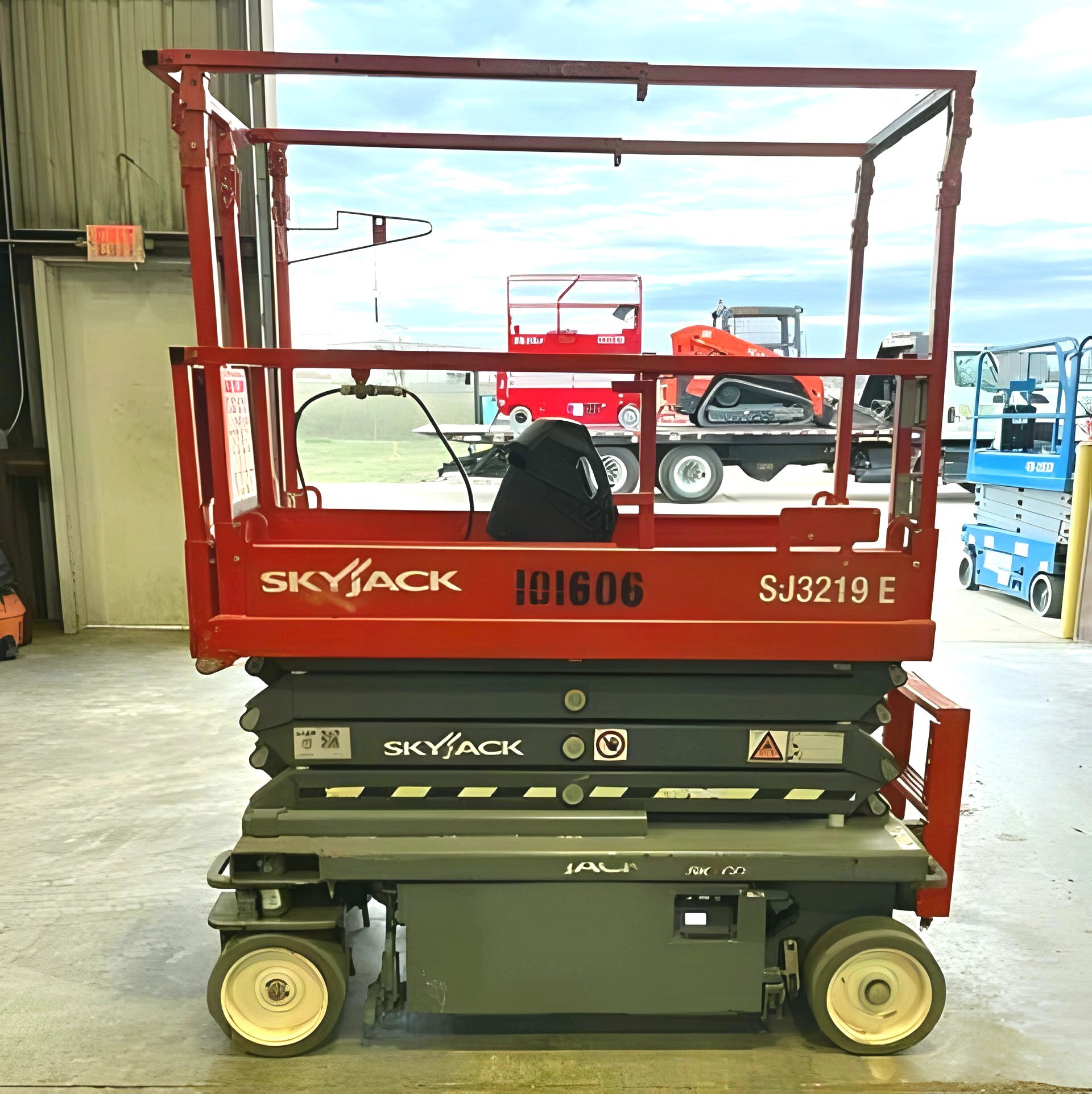 2023 Skyjack SJ3219E