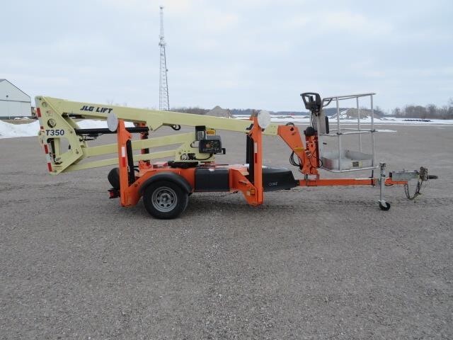 2019 JLG T350-5