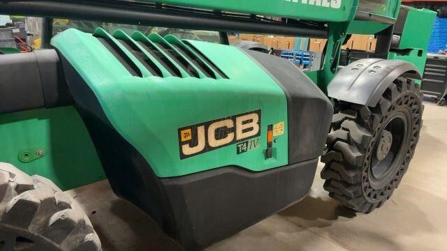 2017 JCB 507-42-6