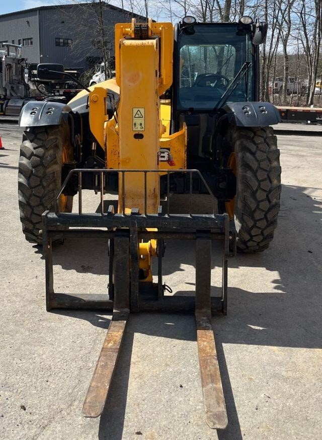 2019 JCB 507-42-9