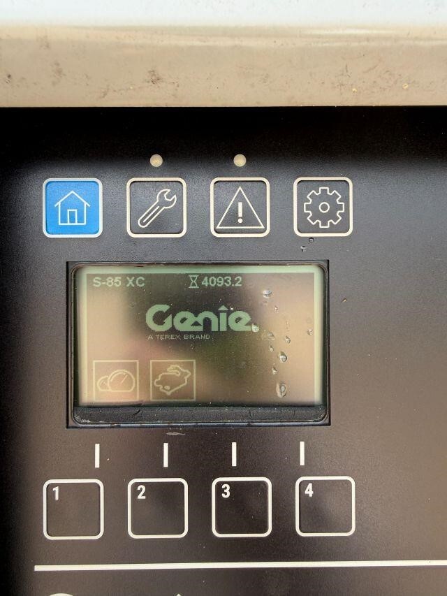 2018 Genie S-85XC-44
